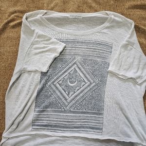 Ultra light weight graphic tee